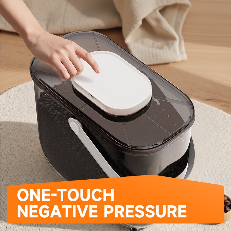Smart Vacuum Pet Food Storage Container 10L - EGBull